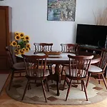 Ana Apartamento