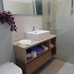 Ana Apartamento *